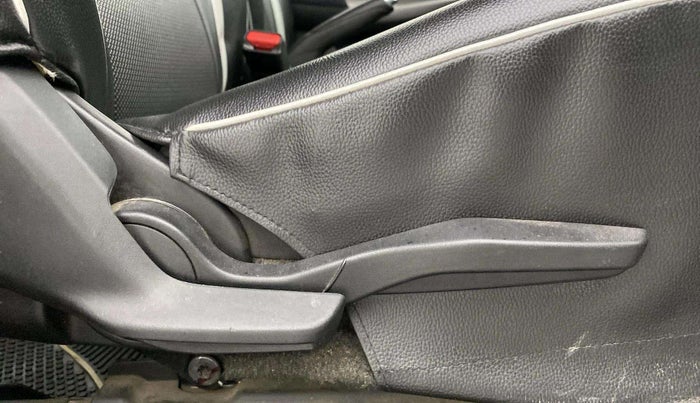 2020 Maruti Baleno ZETA PETROL 1.2, Petrol, Manual, 55,583 km, Driver Side Adjustment Panel