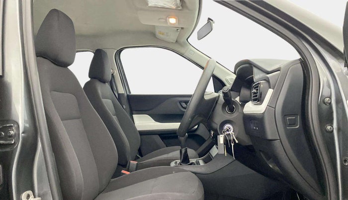 2024 Tata PUNCH PURE MT, Petrol, Manual, 8,923 km, Right Side Front Door Cabin