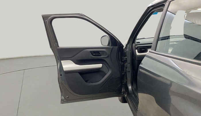 2024 Tata PUNCH PURE MT, Petrol, Manual, 8,923 km, LHS Front Door
