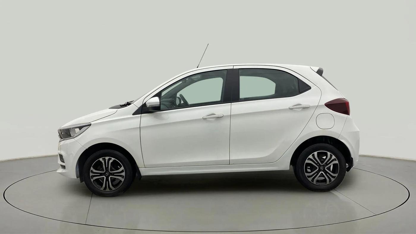 2020 Tata Tiago XZ PETROL, Petrol, Manual, 26,983 km, Left Side