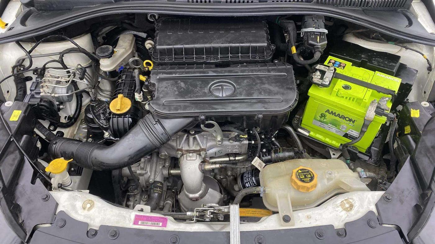 2020 Tata Tiago XZ PETROL, Petrol, Manual, 26,983 km, Engine View