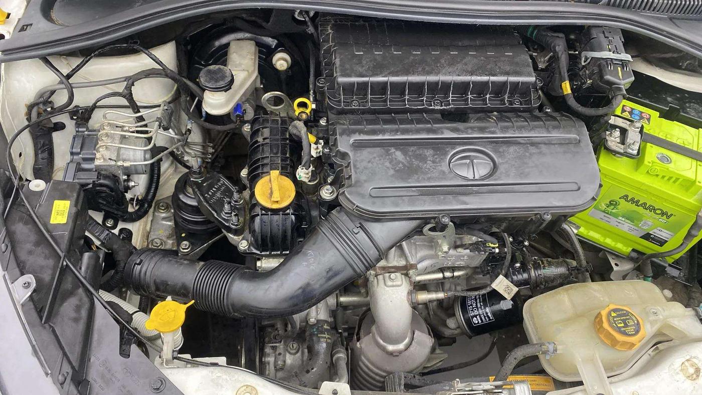 2020 Tata Tiago XZ PETROL, Petrol, Manual, 26,983 km, Engine View - Right