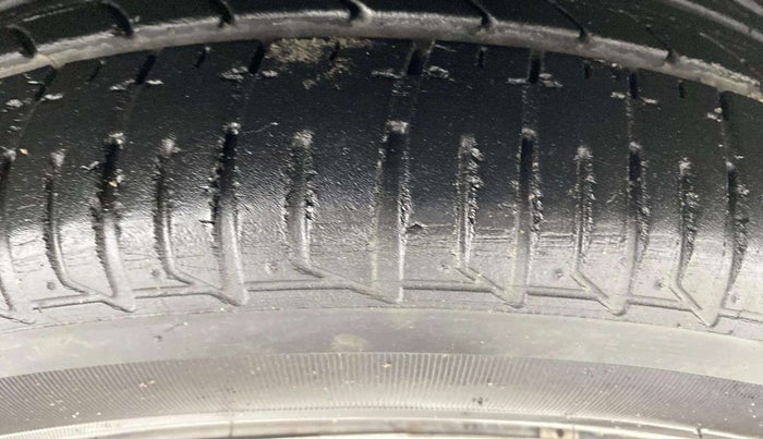 2020 Tata Tiago XZ PETROL, Petrol, Manual, 26,958 km, Right Rear Tyre Tread