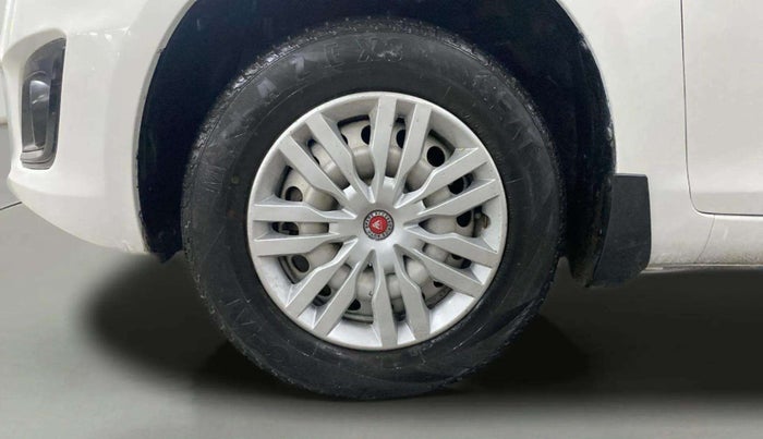 2015 Maruti Swift LXI, Petrol, Manual, 94,518 km, Left Front Wheel