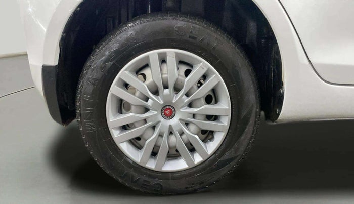 2015 Maruti Swift LXI, Petrol, Manual, 94,518 km, Right Rear Wheel