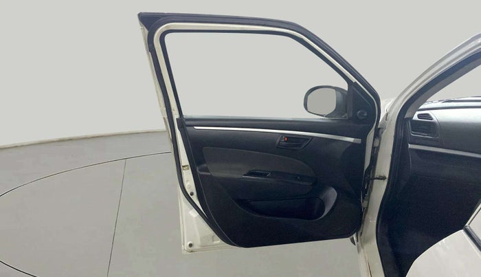 2015 Maruti Swift LXI, Petrol, Manual, 94,518 km, LHS Front Door