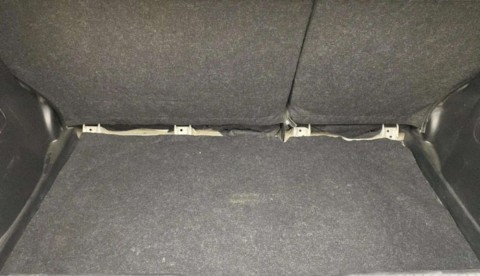 2021 Maruti Swift ZXI, Petrol, Manual, 62,634 km, Boot Inside