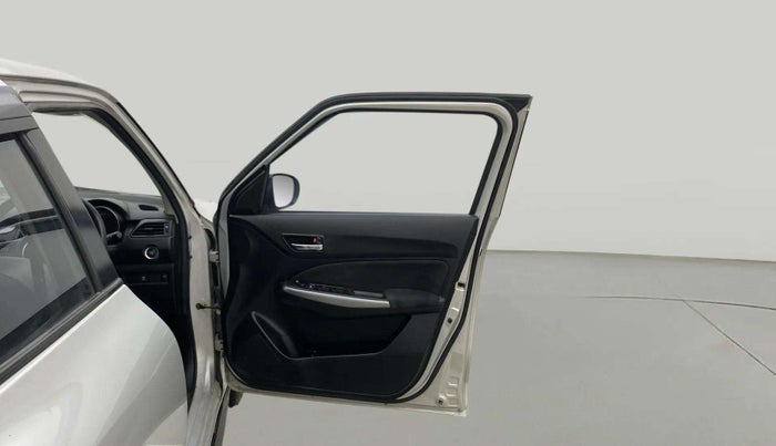 2021 Maruti Swift ZXI, Petrol, Manual, 62,634 km, RHS Front Door