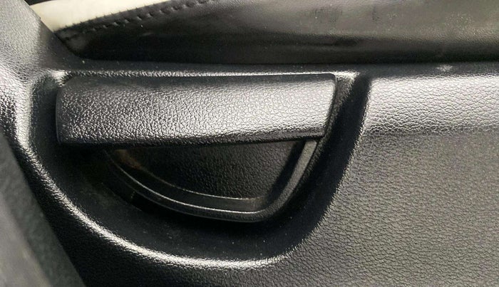2018 Hyundai NEW SANTRO ASTA MT, Petrol, Manual, 38,853 km, Driver Side Adjustment Panel