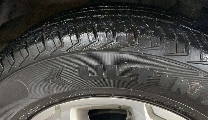 2018 Renault Kwid CLIMBER 1.0 AMT, Petrol, Automatic, 34,933 km, Right Front Tyre Tread