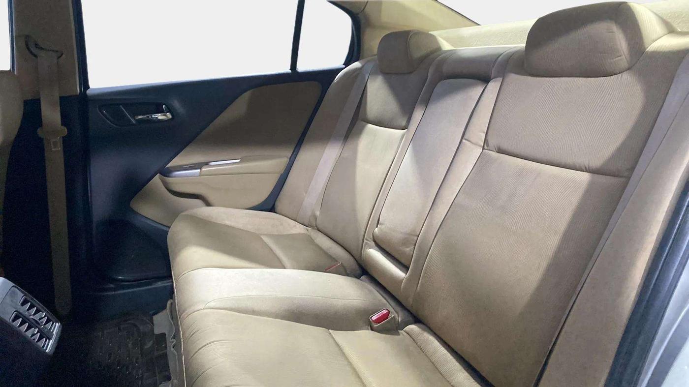 2015 Honda City 1.5L I-VTEC V MT, Petrol, Manual, 92,611 km, Right Side Rear Door Cabin