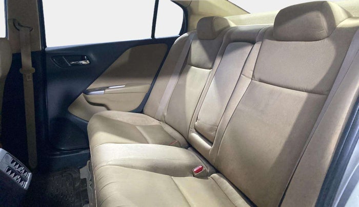 2015 Honda City 1.5L I-VTEC V MT, Petrol, Manual, 92,574 km, Right Side Rear Door Cabin