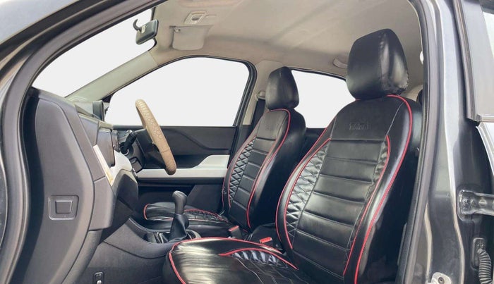 2022 Tata PUNCH PURE MT, Petrol, Manual, 29,199 km, Right Side Front Door Cabin