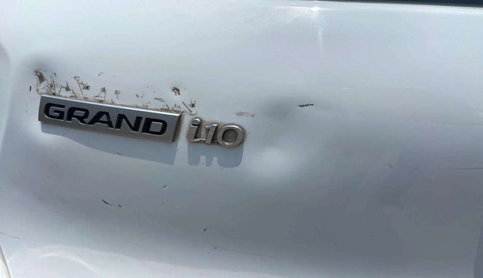 2017 Hyundai Grand i10 SPORTZ 1.2 KAPPA VTVT, Petrol, Manual, 59,557 km, Dicky (Boot door) - Slightly dented