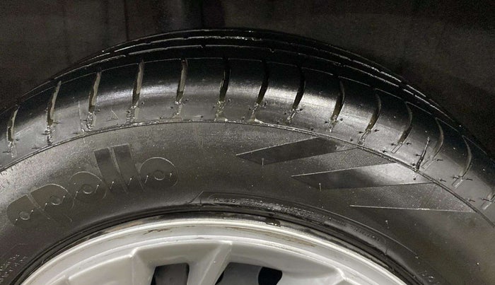 2019 Maruti Ertiga VXI SHVS, Petrol, Manual, 67,414 km, Right Rear Tyre Tread