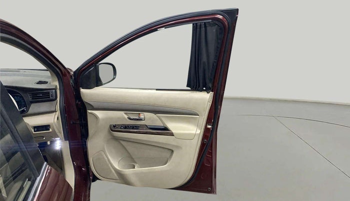 2019 Maruti Ertiga VXI SHVS, Petrol, Manual, 67,414 km, RHS Front Door