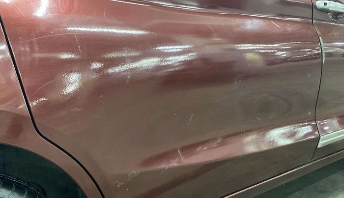 2019 Maruti Ertiga VXI SHVS, Petrol, Manual, 67,414 km, Right rear door - Minor scratches