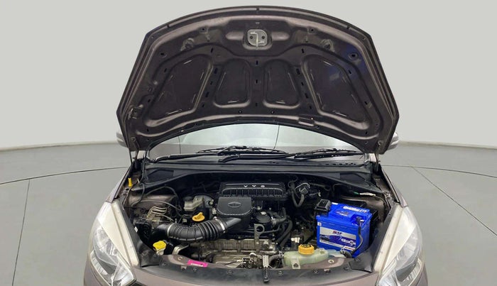 2017 Tata Tiago XZA PETROL, Petrol, Automatic, 80,359 km, Open Bonet