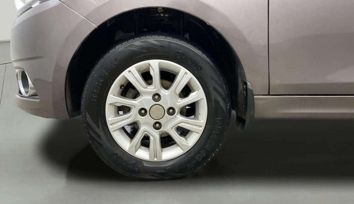 2017 Tata Tiago XZA PETROL, Petrol, Automatic, 80,359 km, Left Front Wheel