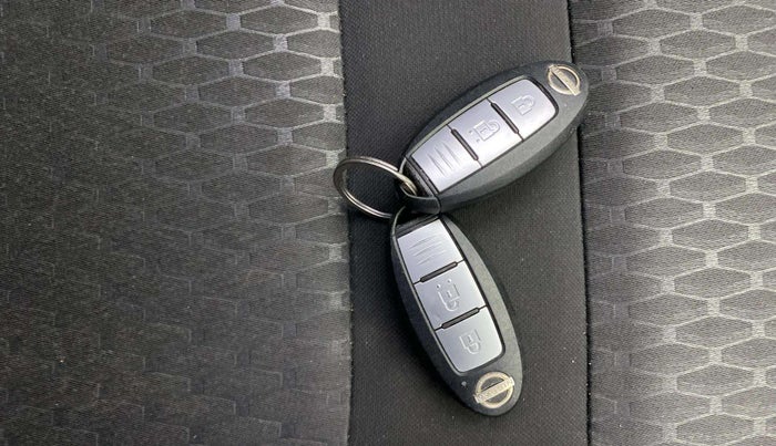 2022 Nissan MAGNITE XV TURBO CVT, Petrol, Automatic, 42,468 km, Key Close Up