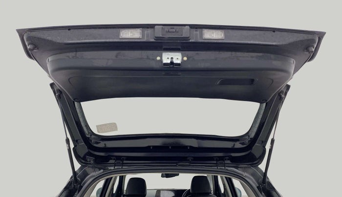 2020 KIA SONET GTX PLUS 1.5 AT, Diesel, Automatic, 38,623 km, Boot Door Open