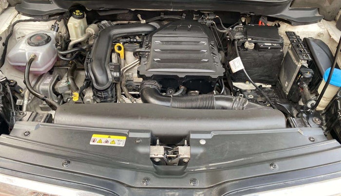 2021 Skoda KUSHAQ AMBITION 1.0L TSI MT, Petrol, Manual, 39,931 km, Open Bonet
