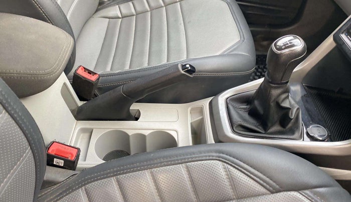 2021 Skoda KUSHAQ AMBITION 1.0L TSI MT, Petrol, Manual, 39,931 km, Gear Lever