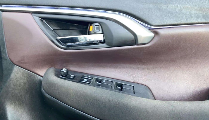 2022 Maruti Grand Vitara DELTA SMART HYBRID, Petrol, Manual, 48,914 km, Driver Side Door Panels Control