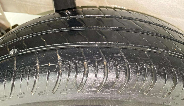 2022 Maruti S PRESSO VXI+, Petrol, Manual, 28,279 km, Right Rear Tyre Tread