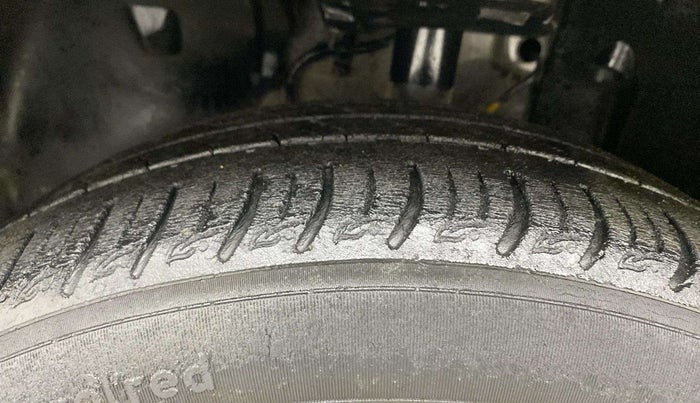 2022 Tata ALTROZ XZ PETROL, Petrol, Manual, 58,421 km, Left Front Tyre Tread