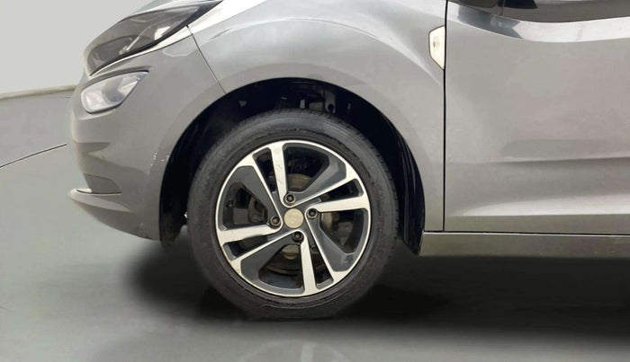 2022 Tata ALTROZ XZ PETROL, Petrol, Manual, 58,421 km, Left Front Wheel