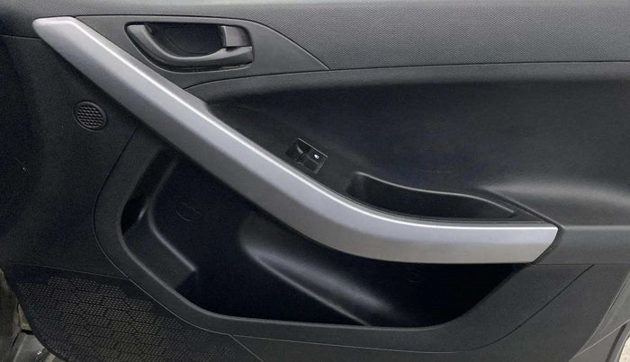 2022 Tata NEXON XE PETROL, Petrol, Manual, 18,288 km, Driver Side Door Panels Control