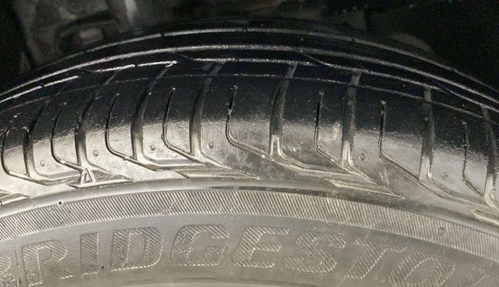 2022 Tata NEXON XE PETROL, Petrol, Manual, 18,288 km, Right Front Tyre Tread