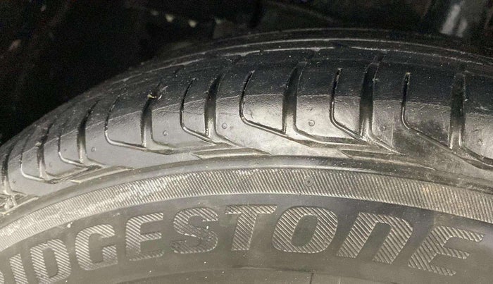 2022 Tata NEXON XE PETROL, Petrol, Manual, 18,288 km, Left Rear Tyre Tread