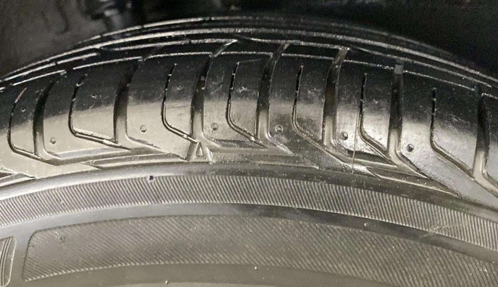 2022 Tata NEXON XE PETROL, Petrol, Manual, 18,288 km, Left Front Tyre Tread