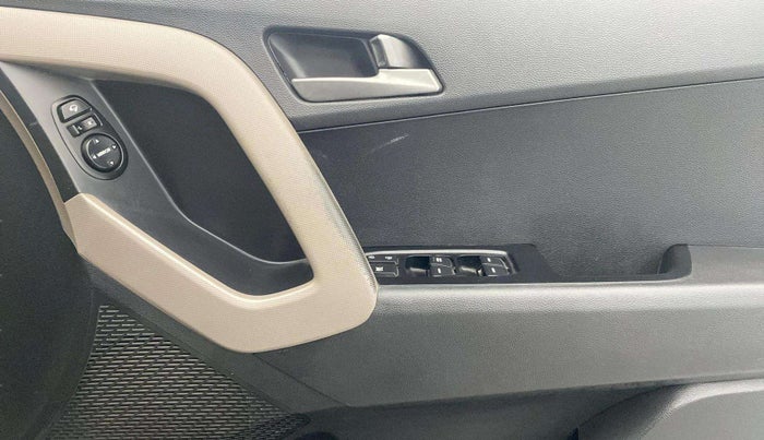 2017 Hyundai Creta SX PLUS AT 1.6 DIESEL, Diesel, Automatic, 84,591 km, Driver Side Door Panels Control