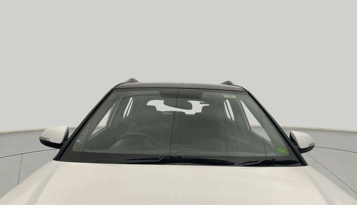 2017 Hyundai Creta SX PLUS AT 1.6 DIESEL, Diesel, Automatic, 84,591 km, Front Windshield