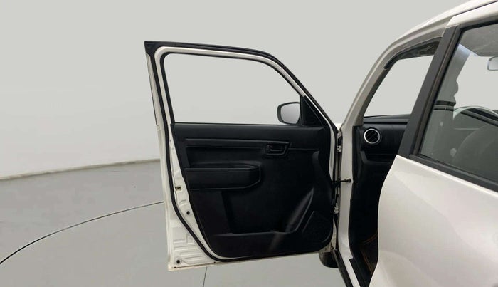2024 Maruti S PRESSO VXI+, Petrol, Manual, 15,967 km, LHS Front Door