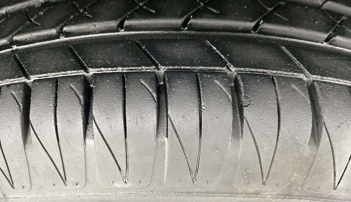 2020 Maruti Vitara Brezza ZXI PLUS DUAL TONE, Petrol, Manual, 48,290 km, Left Front Tyre Tread