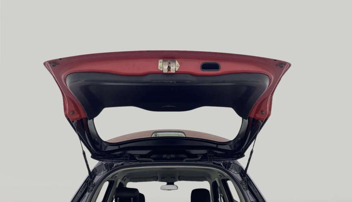 2020 Maruti Vitara Brezza ZXI PLUS DUAL TONE, Petrol, Manual, 48,290 km, Boot Door Open
