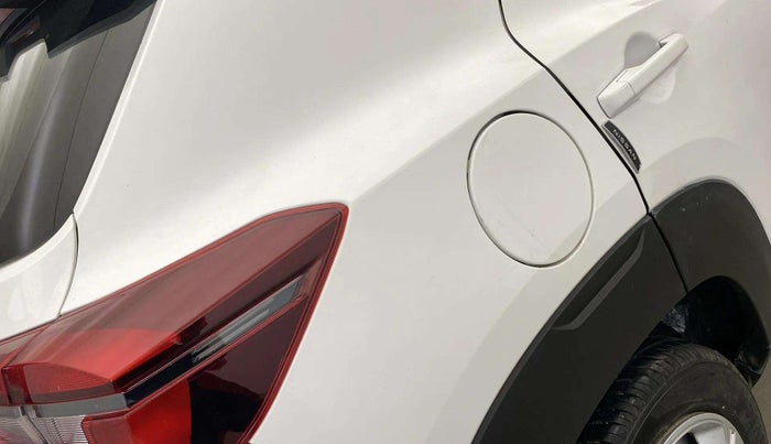 2024 Nissan MAGNITE XE, Petrol, Manual, 13,325 km, Right quarter panel - Minor scratches
