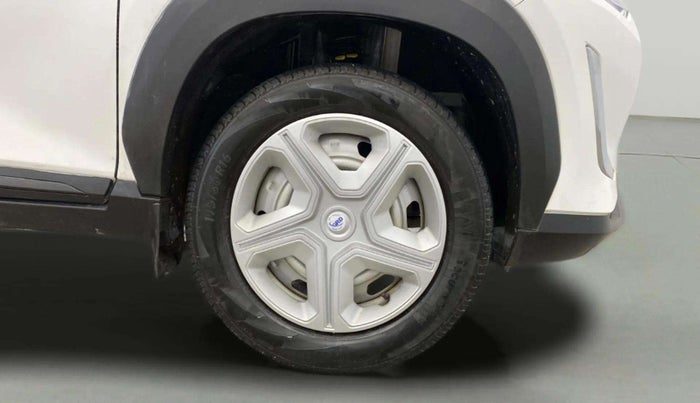 2024 Nissan MAGNITE XE, Petrol, Manual, 13,325 km, Right Front Wheel