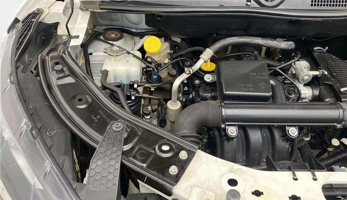 2024 Nissan MAGNITE XE, Petrol, Manual, 13,325 km, Engine View - Right