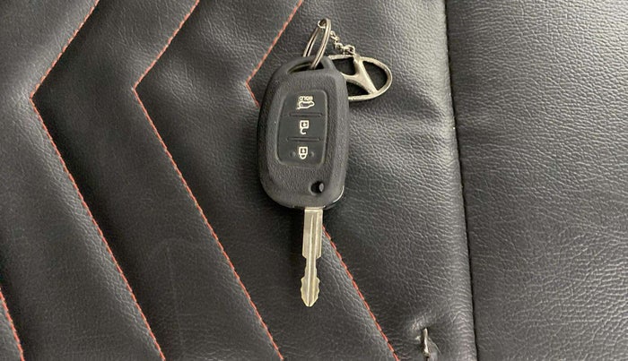 2020 Hyundai GRAND I10 NIOS MAGNA 1.2 KAPPA VTVT, Petrol, Manual, 14,735 km, Key Close Up
