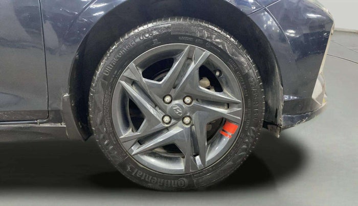 2021 Hyundai NEW I20 SPORTZ 1.2 AT, Petrol, Automatic, 70,214 km, Right Front Wheel
