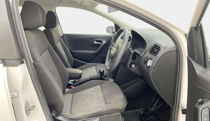 2020 Volkswagen Polo COMFORTLINE 1.0L MPI, Petrol, Manual, 42,065 km, Right Side Front Door Cabin
