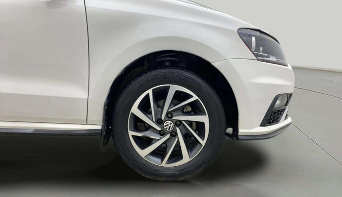 2020 Volkswagen Polo COMFORTLINE 1.0L MPI, Petrol, Manual, 42,065 km, Right Front Wheel