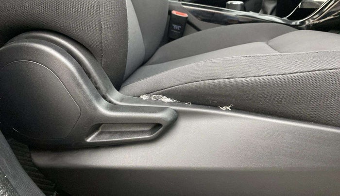 2024 Tata NEXON PURE 1.2 PETROL, Petrol, Manual, 7,233 km, Driver Side Adjustment Panel