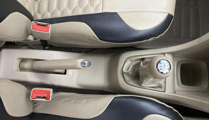 2015 Maruti Swift Dzire VXI, Petrol, Manual, 79,920 km, Gear Lever