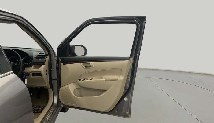 2015 Maruti Swift Dzire VXI, Petrol, Manual, 79,920 km, RHS Front Door